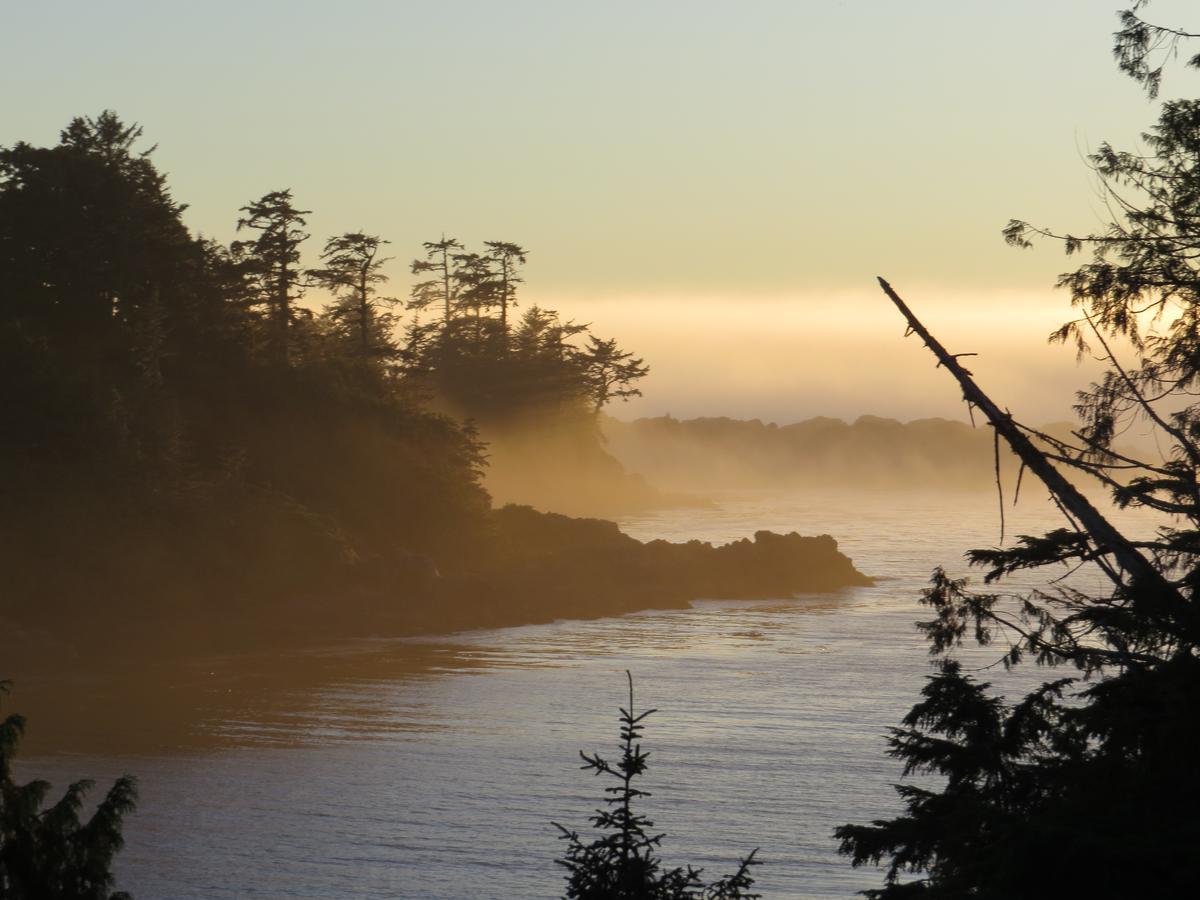 He-Tin-Kis Lodge Ucluelet Exterior photo